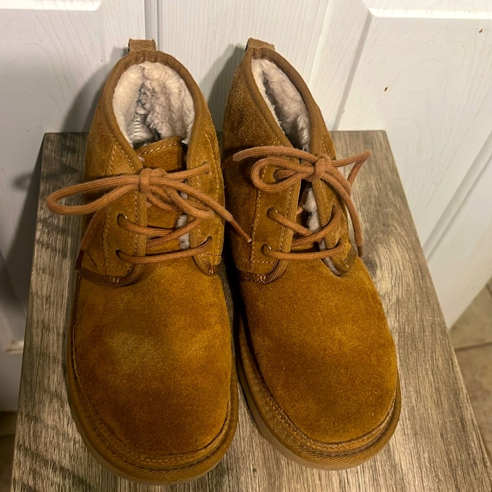 UGGS Nuemels Boots Chestnut Suede Kids/Womens